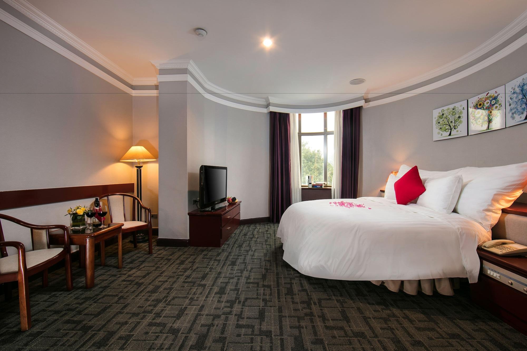 Lake Side Hotel Hanoi Buitenkant foto
