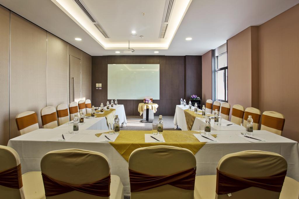 Lake Side Hotel Hanoi Buitenkant foto