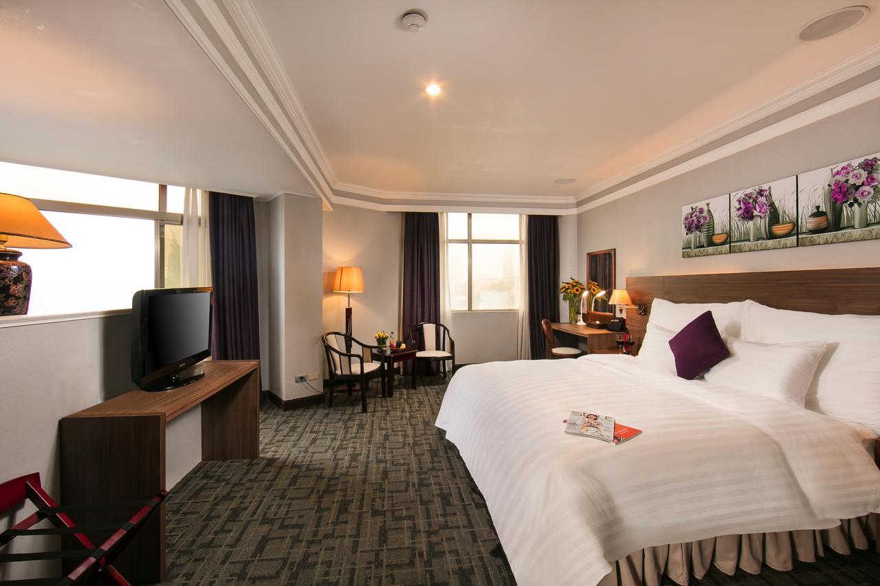 Lake Side Hotel Hanoi Buitenkant foto